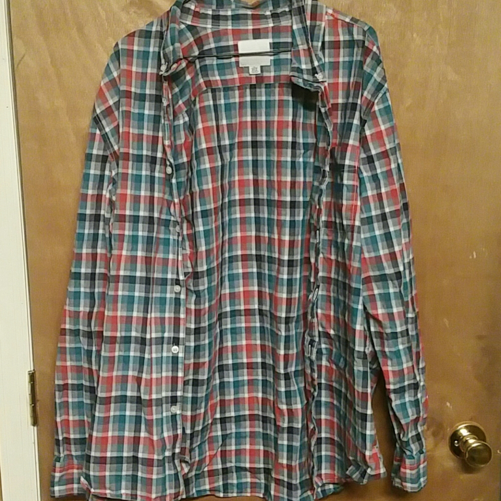 American Eagle pastel plaid button-up